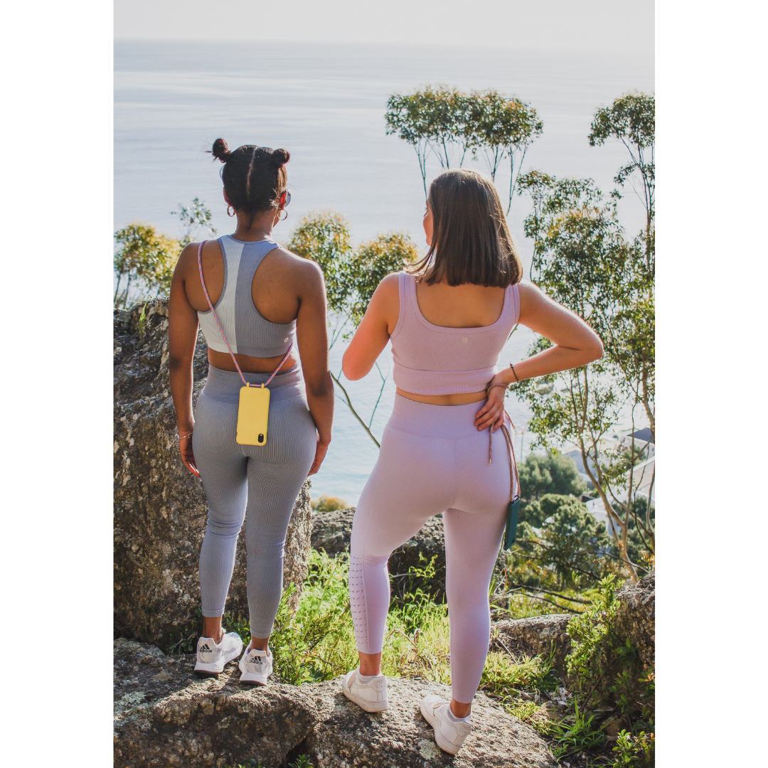 iPhone 6 / 6s / 7 / 8 / SE (2020 & 2022) SUNSHINE YELLOW CASE + CRYSTAL CORD